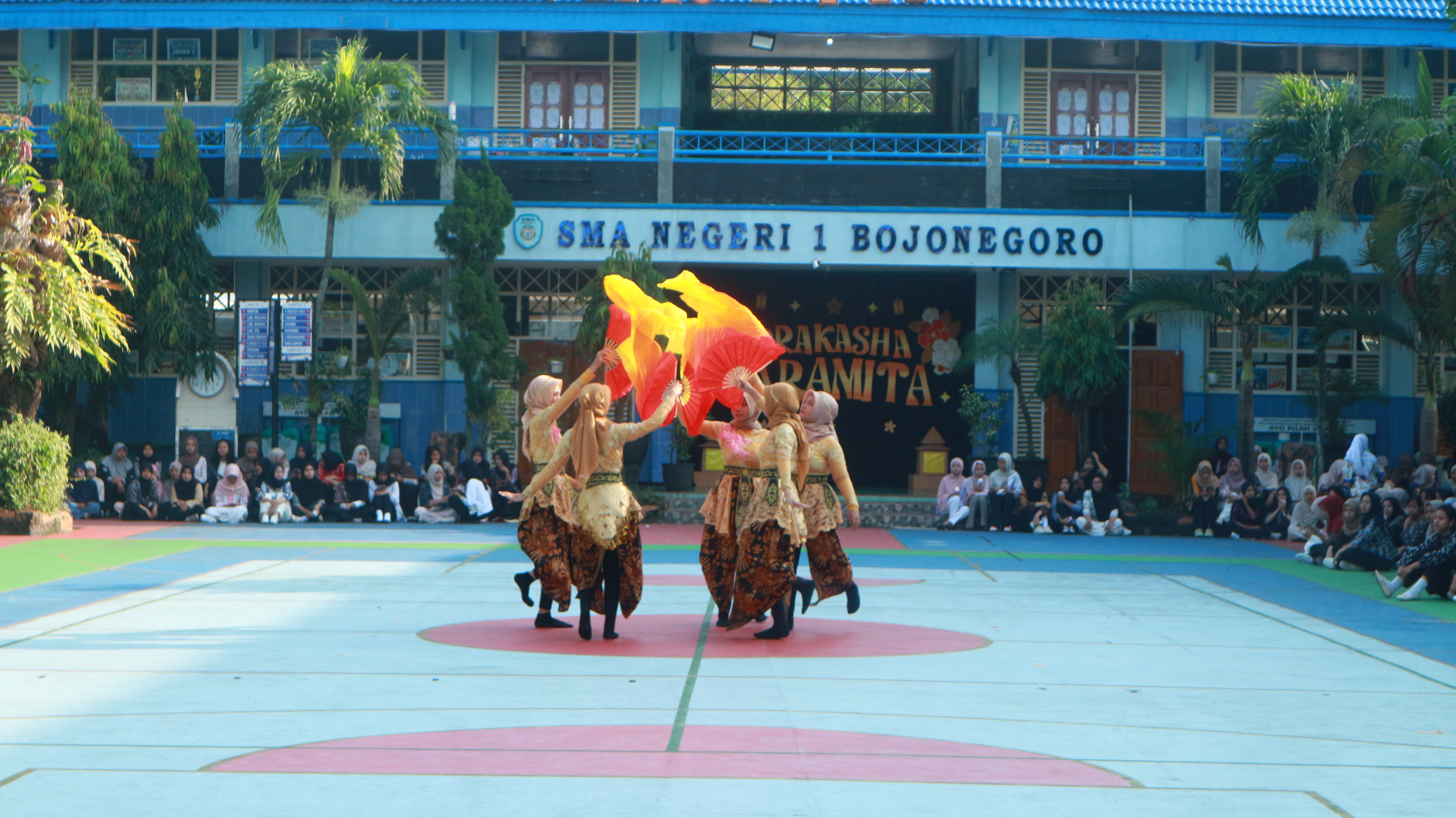 HARI KARTINI